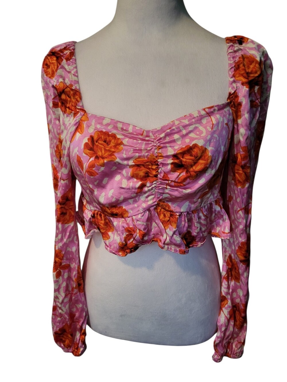 Topshop  Floral Ruched Long-Sleeve Crop Top sz 4